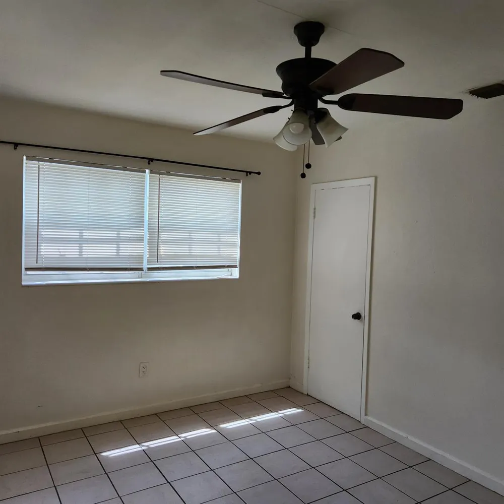 807 W LAS OLAS BOULEVARD Fort Lauderdale, FL 33312