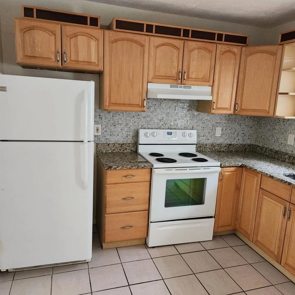 807 W LAS OLAS BOULEVARD Fort Lauderdale, FL 33312