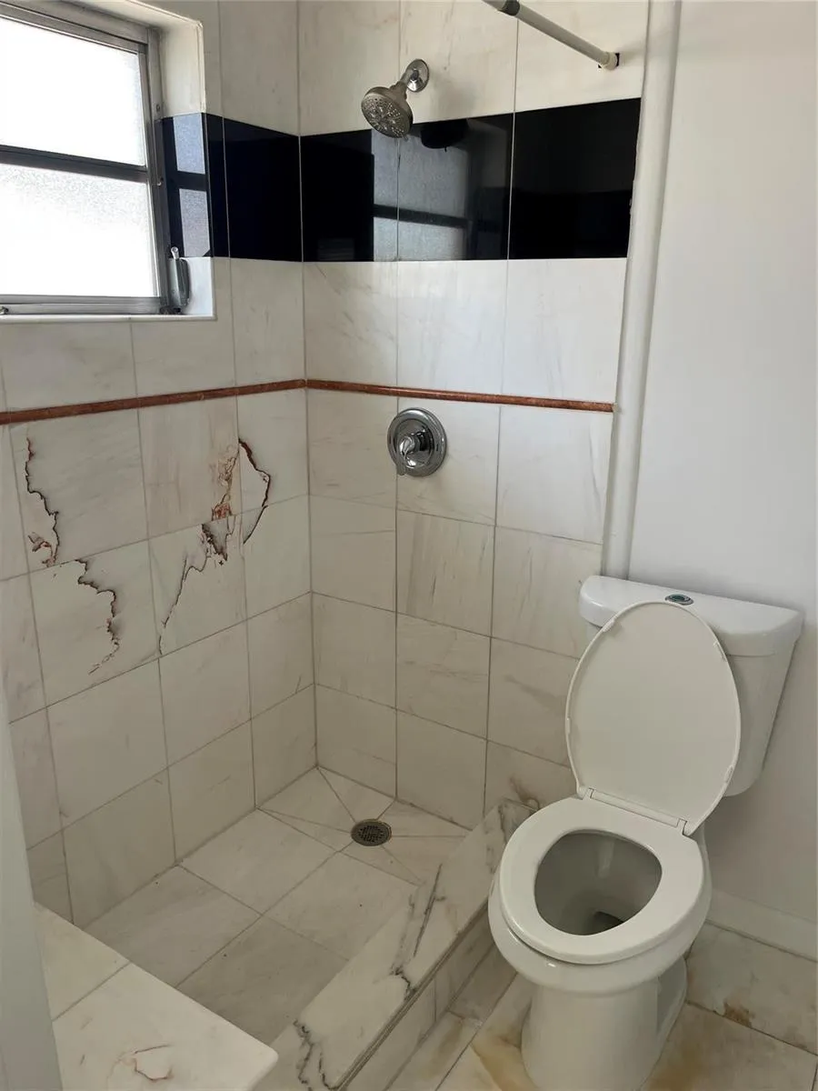5517 SW 24TH AVENUE Dania Beach, FL 33312