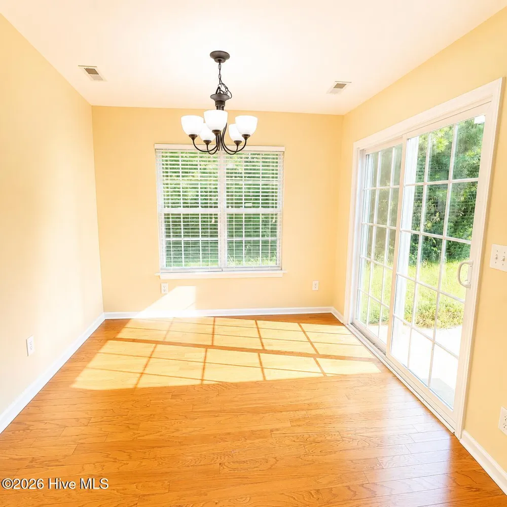 3628 Thornbrook Drive Greenville, NC 27834