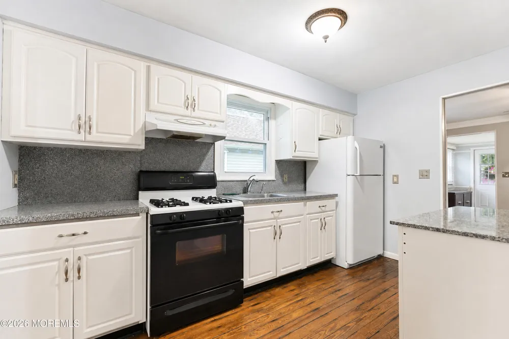 413 Union Avenue Union Beach, NJ 07735