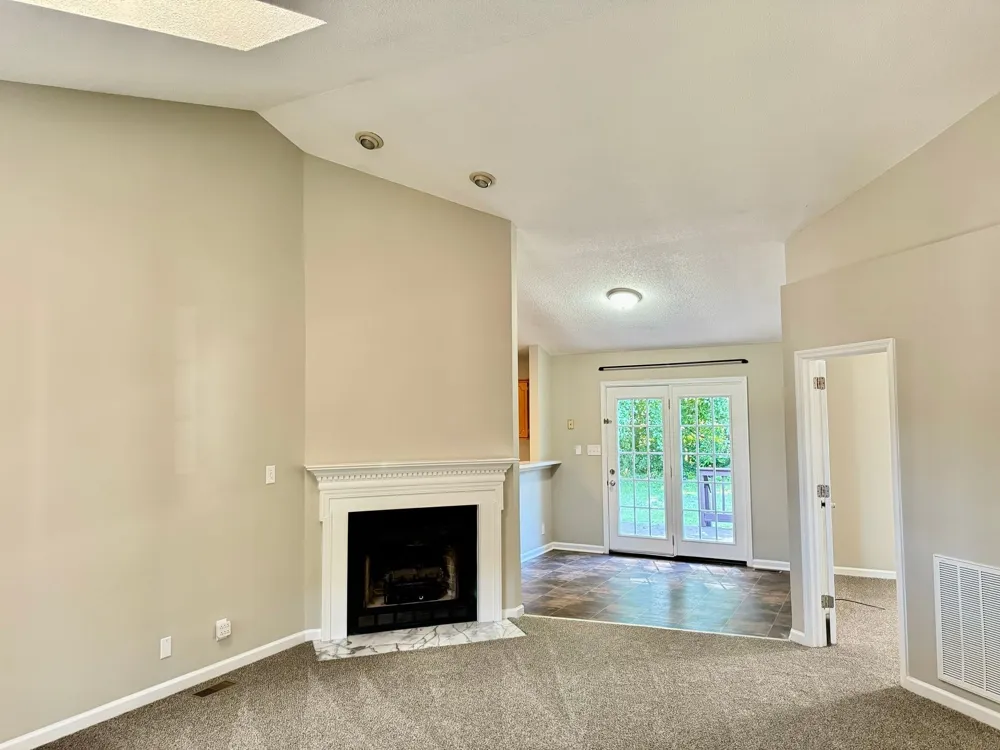 69 Grassmire Clarksville, TN 37042