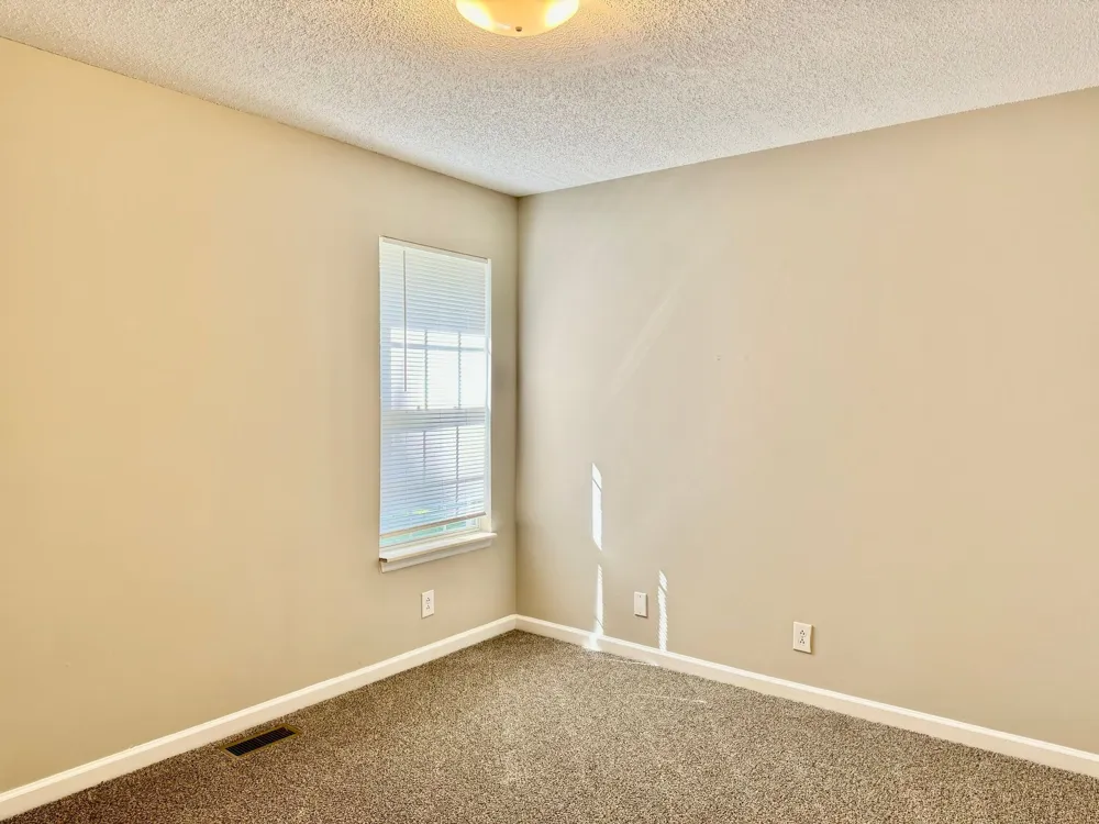 69 Grassmire Clarksville, TN 37042
