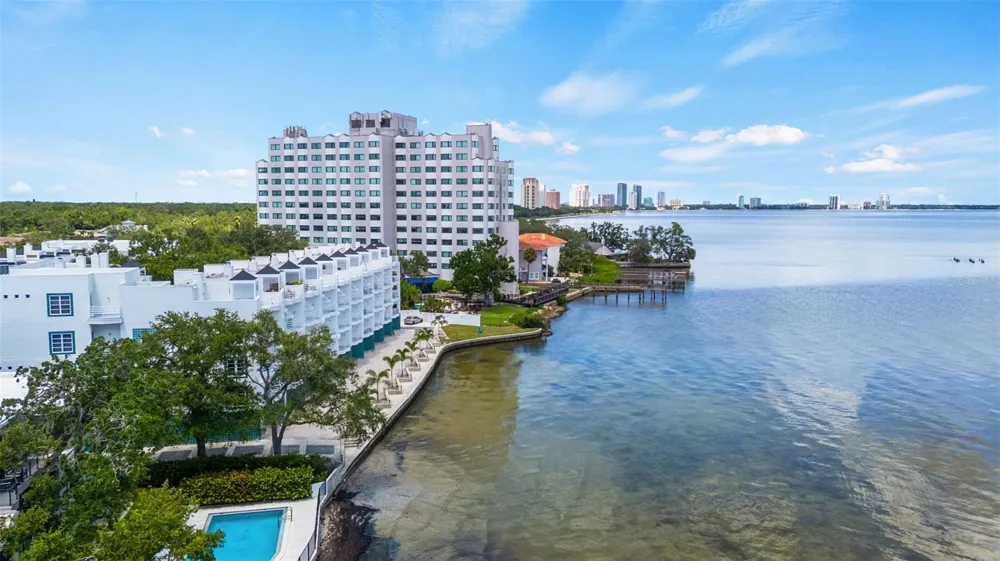 4950 BAYSHORE BOULEVARD #25D Tampa, FL 33611