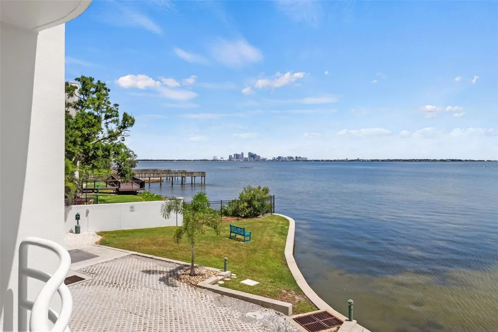 4950 BAYSHORE BOULEVARD #25D Tampa, FL 33611