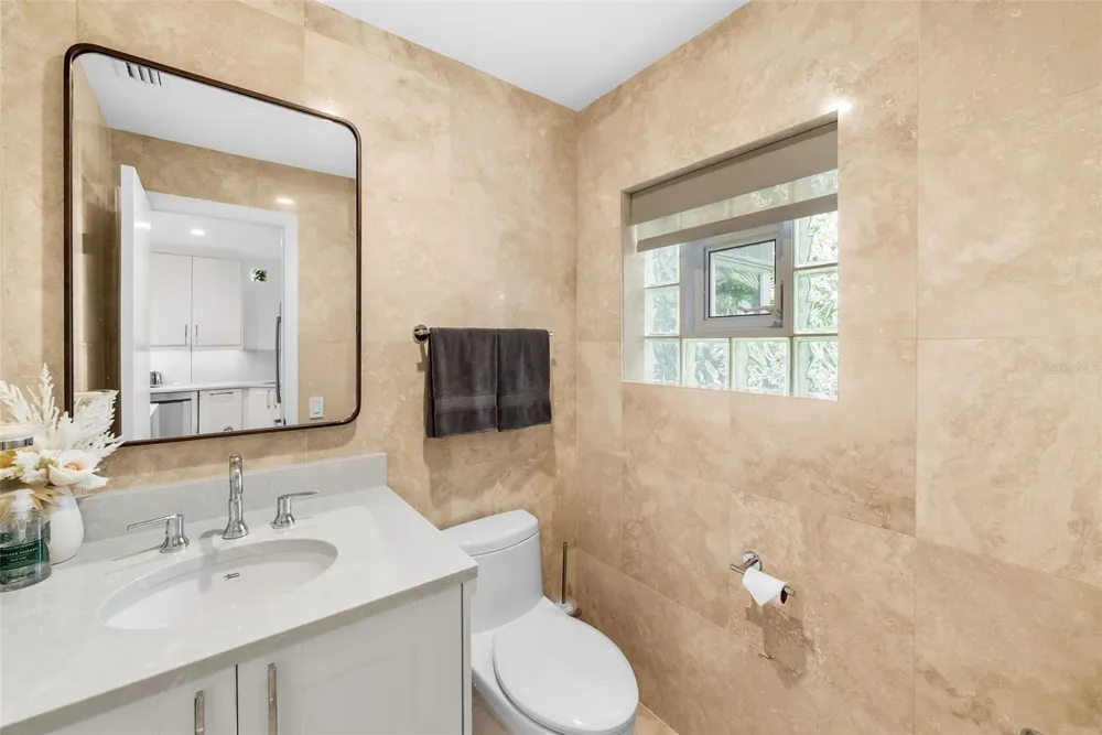 4950 BAYSHORE BOULEVARD #25D Tampa, FL 33611
