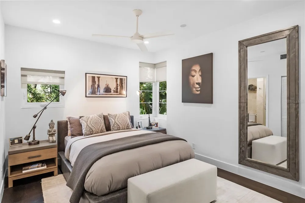 4950 BAYSHORE BOULEVARD #25D Tampa, FL 33611