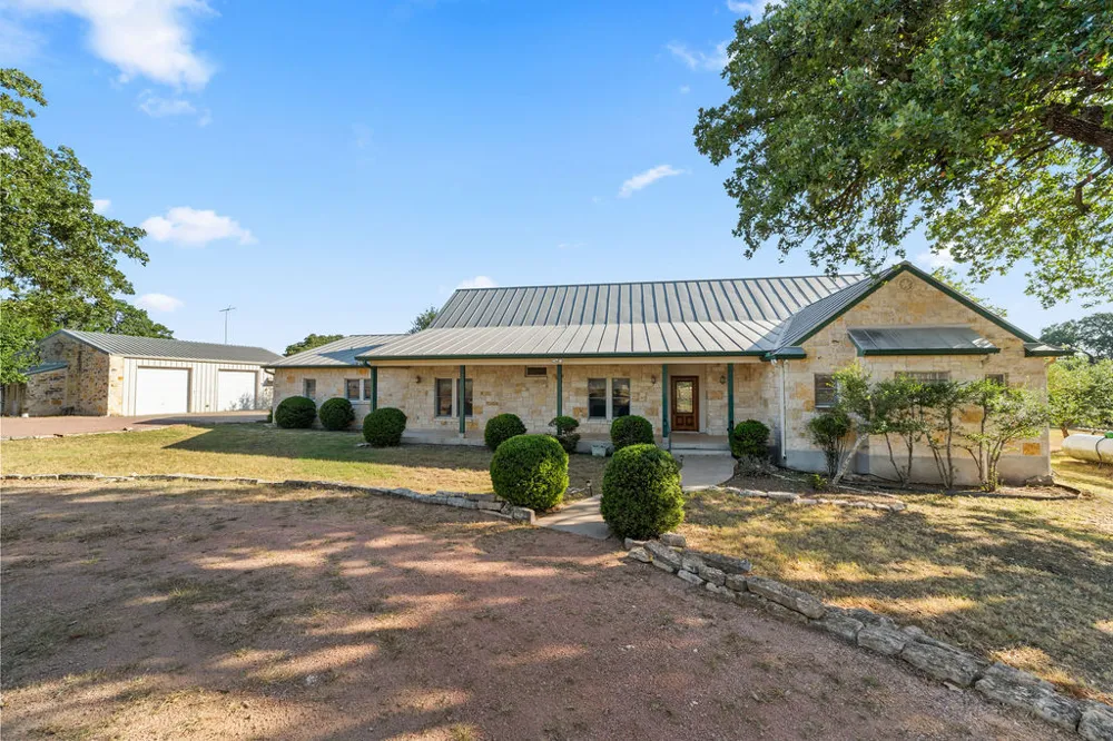 285 Triple Creek Road Fredericksburg, TX 78624
