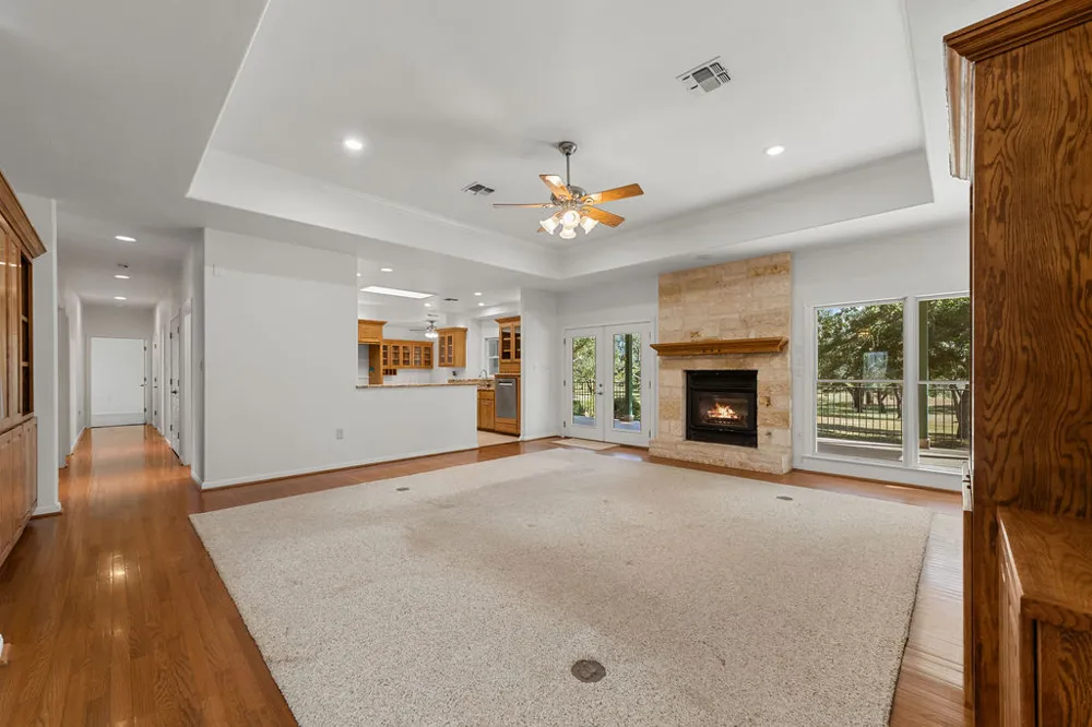 285 Triple Creek Road Fredericksburg, TX 78624