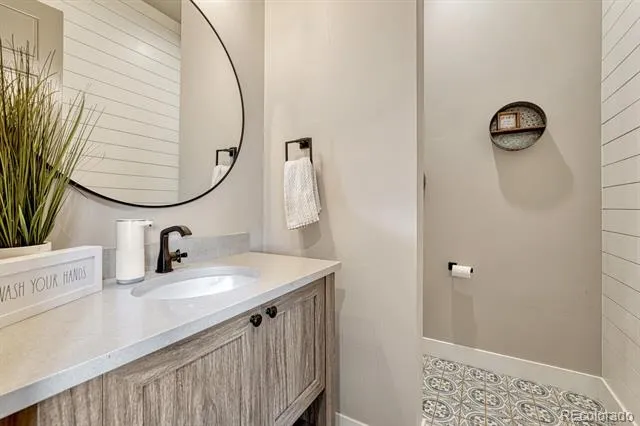 7961 S Langdale Way Aurora, CO 80016