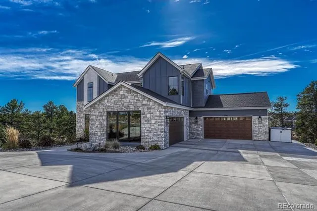 7961 S Langdale Way Aurora, CO 80016