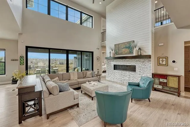 7961 S Langdale Way Aurora, CO 80016