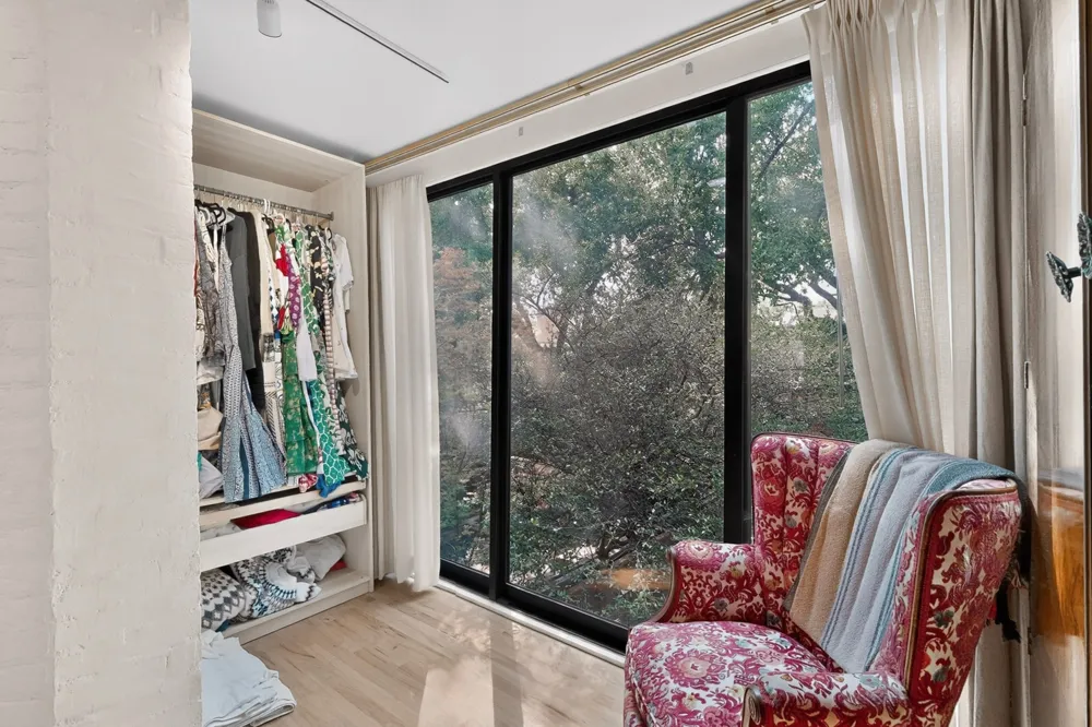 4023 Travis Street Dallas, TX 75204