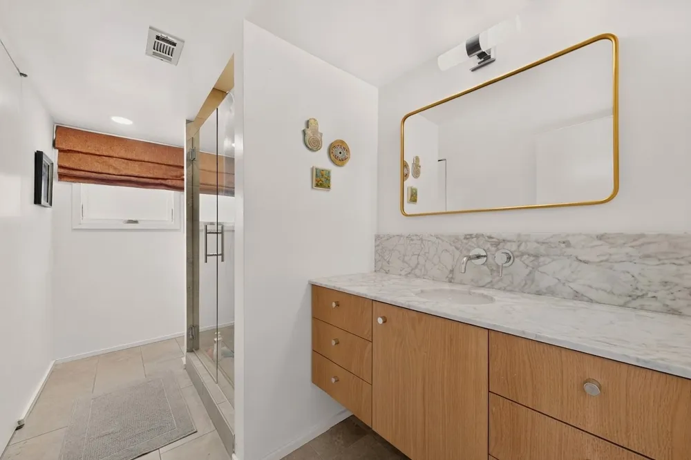 4023 Travis Street Dallas, TX 75204