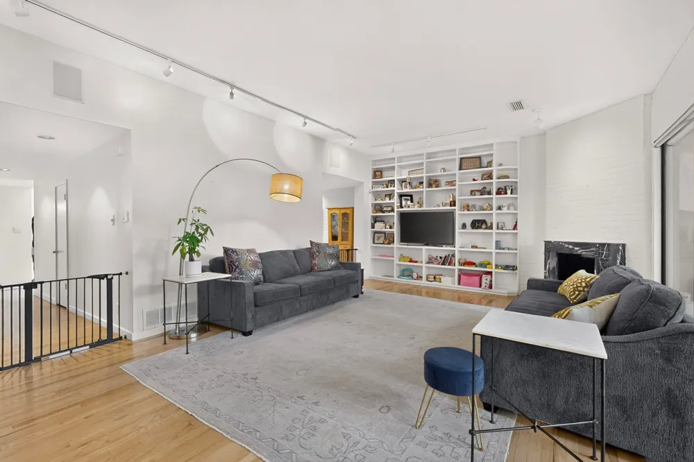 4023 Travis Street Dallas, TX 75204
