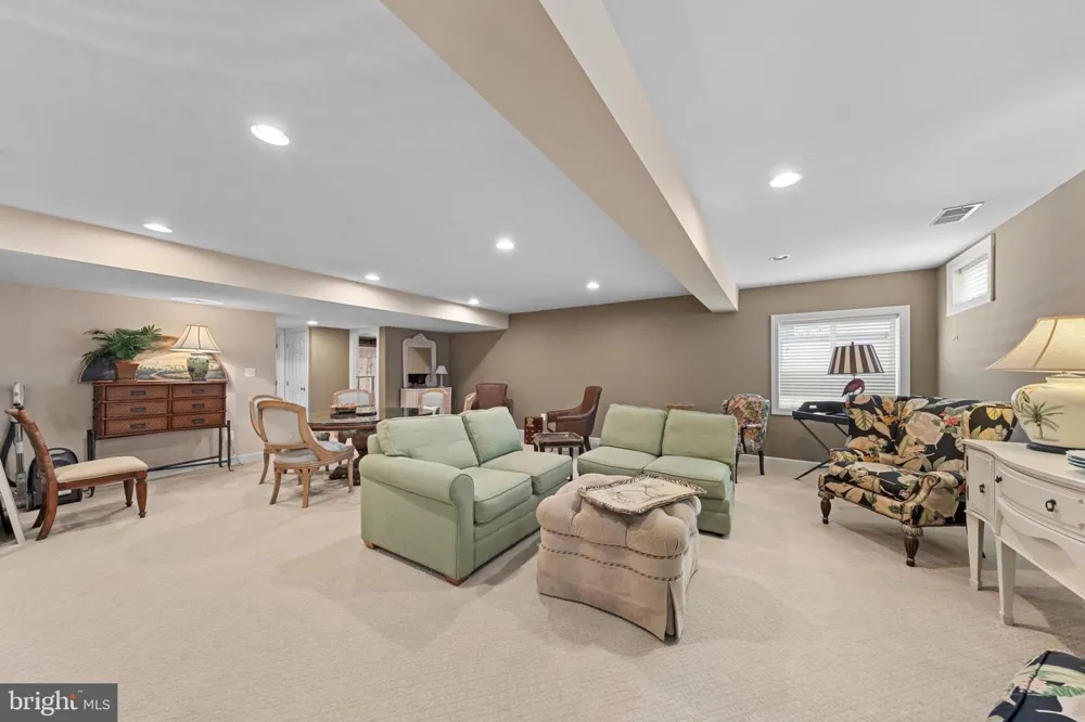402 VILLAGE CENTER BOULEVARD Milton, DE 19968