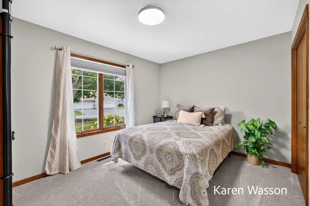 259 Appletree Lane Holland, MI 49423