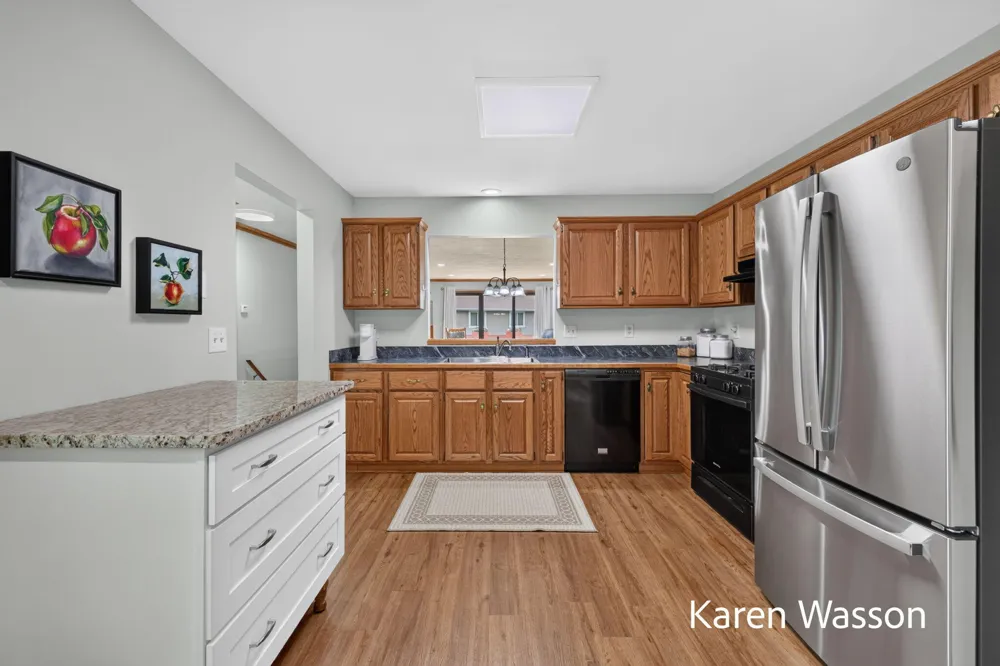 259 Appletree Lane Holland, MI 49423