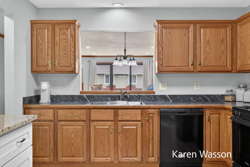 259 Appletree Lane Holland, MI 49423