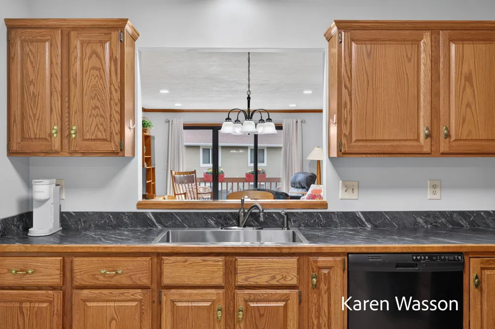 259 Appletree Lane Holland, MI 49423