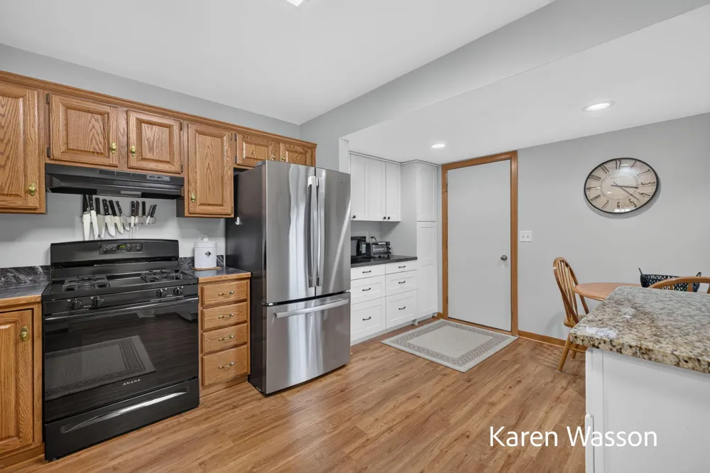259 Appletree Lane Holland, MI 49423