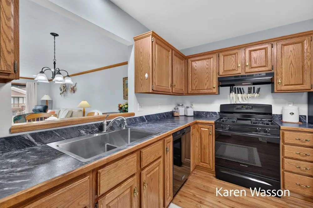 259 Appletree Lane Holland, MI 49423