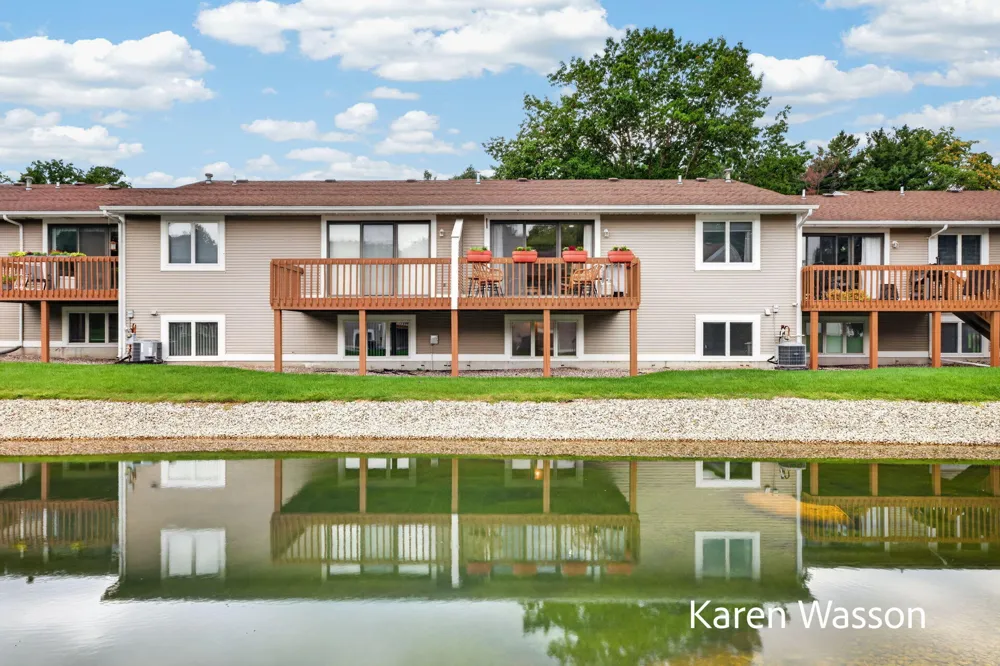 259 Appletree Lane Holland, MI 49423