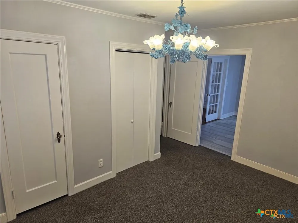 2002 Wheeler Street Victoria, TX 77901