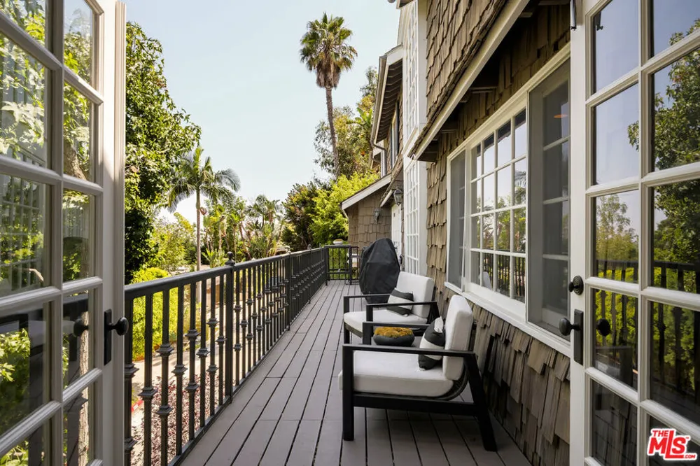 9315 Beverly Crest Drive Los Angeles, CA 90210