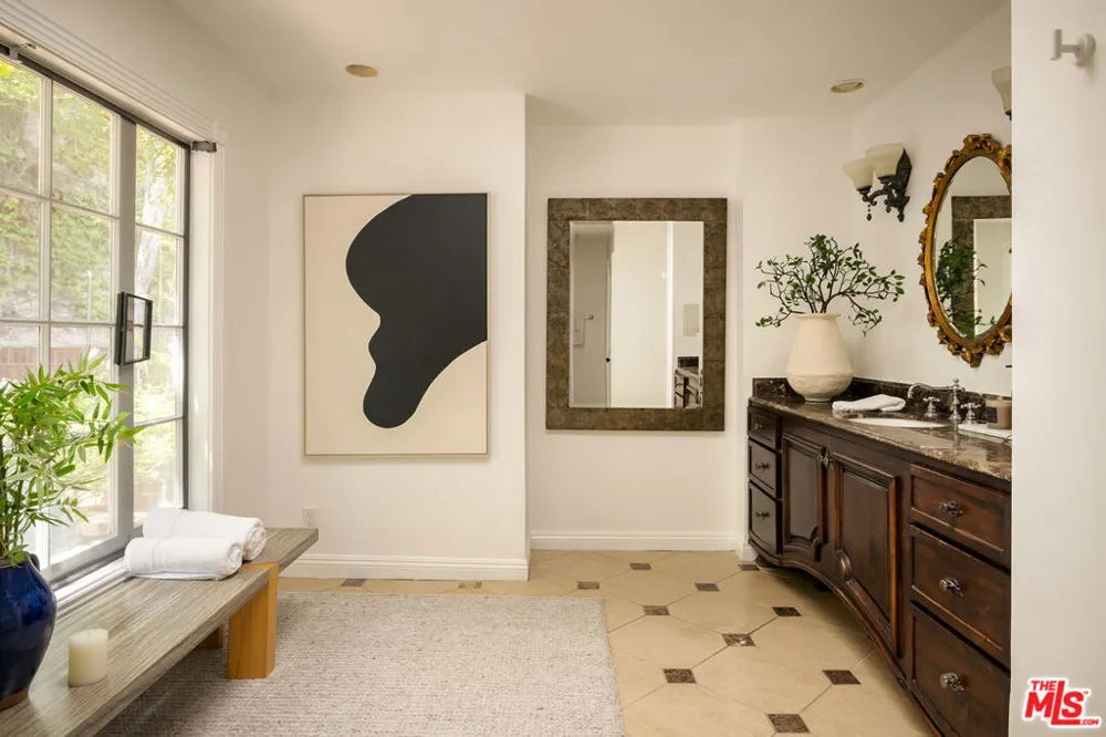 9315 Beverly Crest Drive Los Angeles, CA 90210