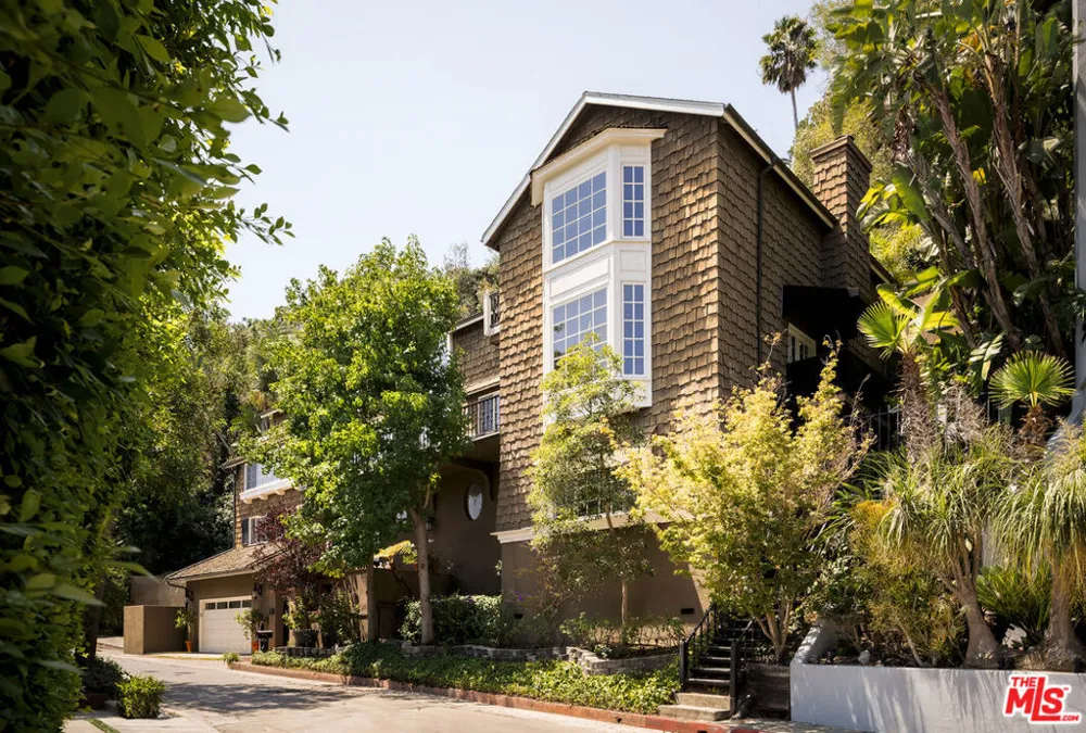 9315 Beverly Crest Drive Los Angeles, CA 90210