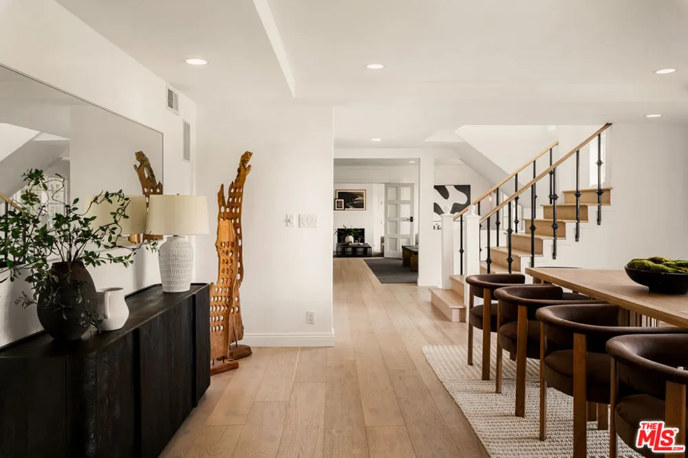 9315 Beverly Crest Drive Los Angeles, CA 90210