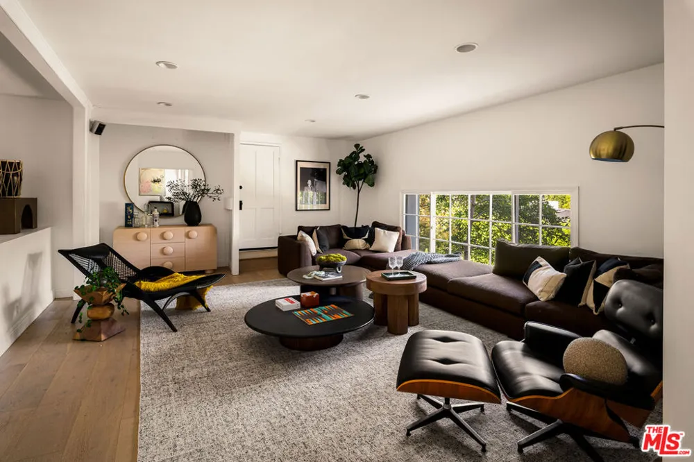 9315 Beverly Crest Drive Los Angeles, CA 90210