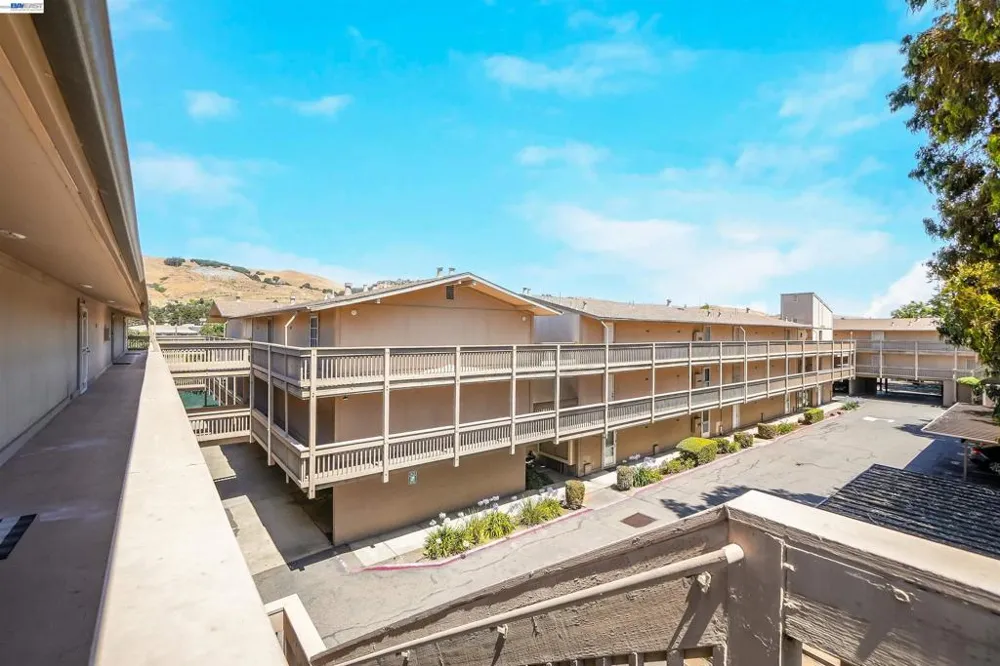 260 Industrial Pkwy #47 Hayward, CA 94544