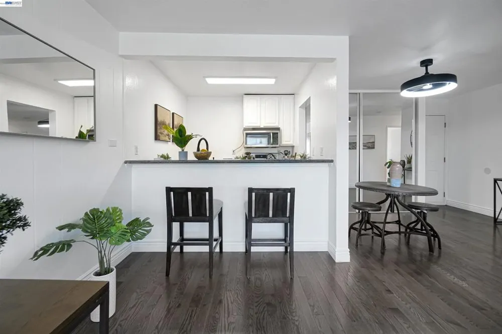 260 Industrial Pkwy #47 Hayward, CA 94544