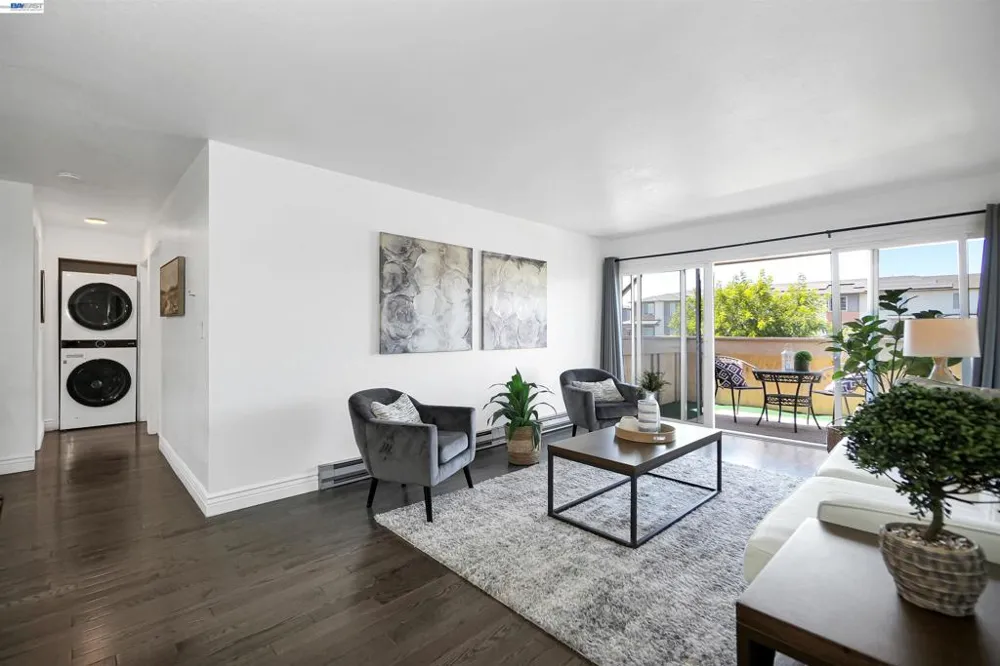 260 Industrial Pkwy #47 Hayward, CA 94544