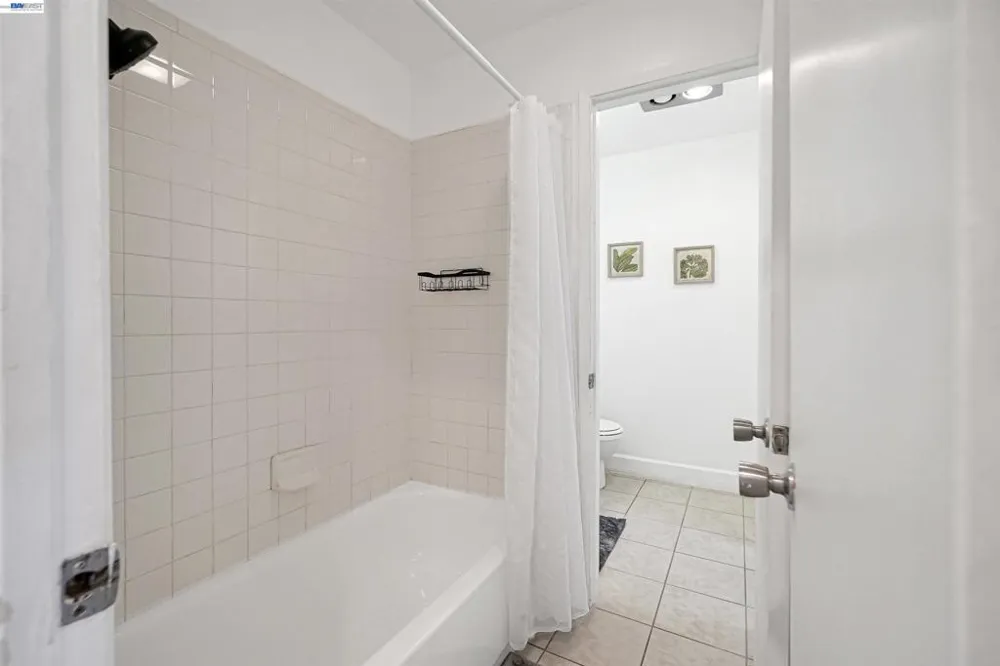 260 Industrial Pkwy #47 Hayward, CA 94544