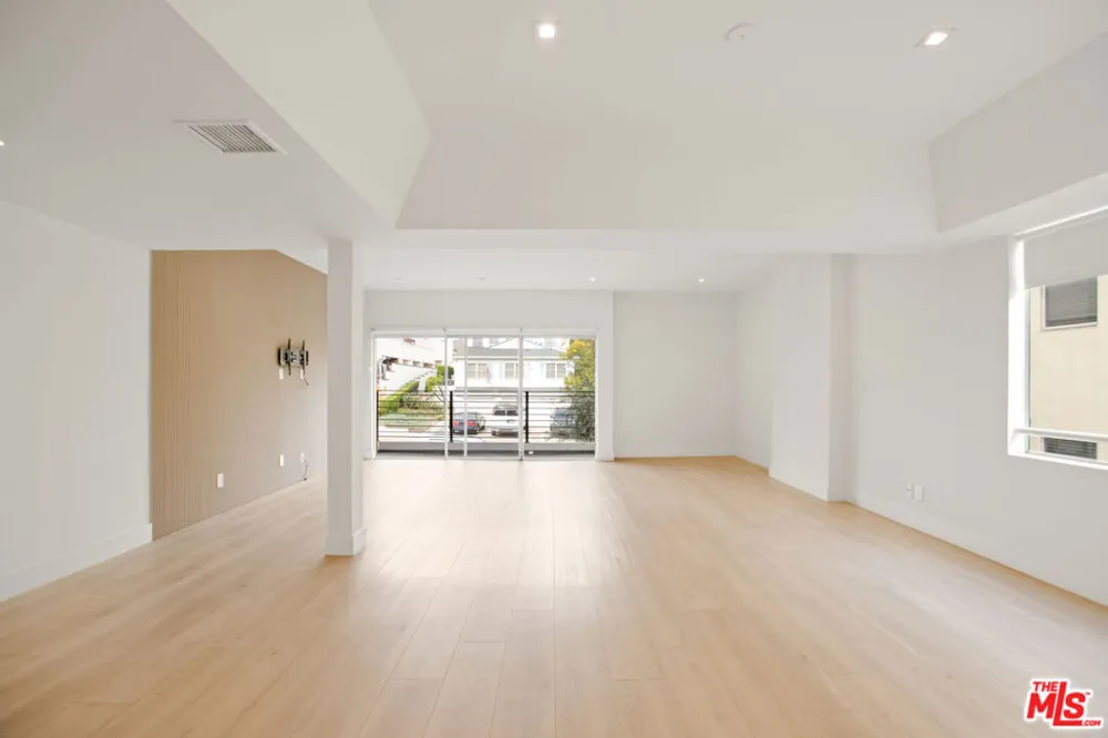 10630 Wilkins Avenue #102 West Los Angeles, CA 90024