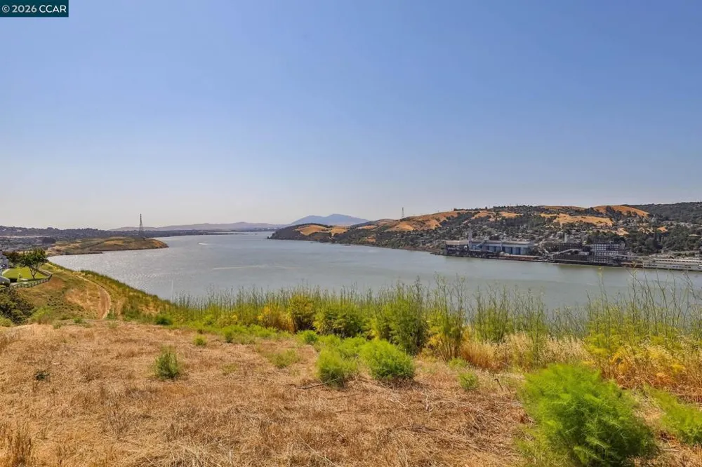 1117 El Dorado Vallejo, CA 94590