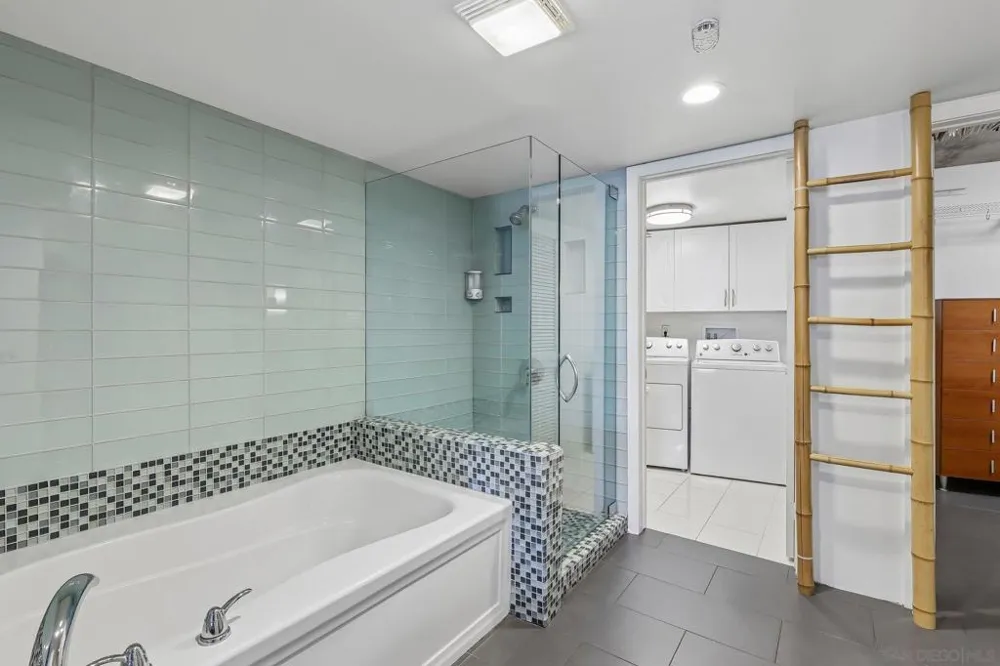 1780 Kettner Blvd #310 San Diego, CA 92101