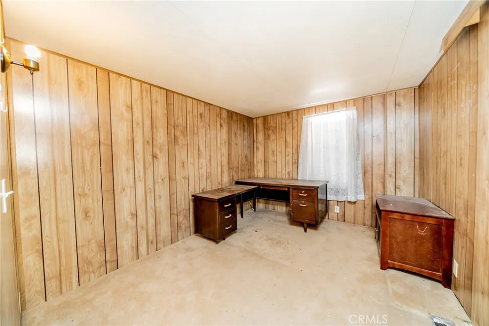 10200 Johnson #36 Phelan, CA 92371