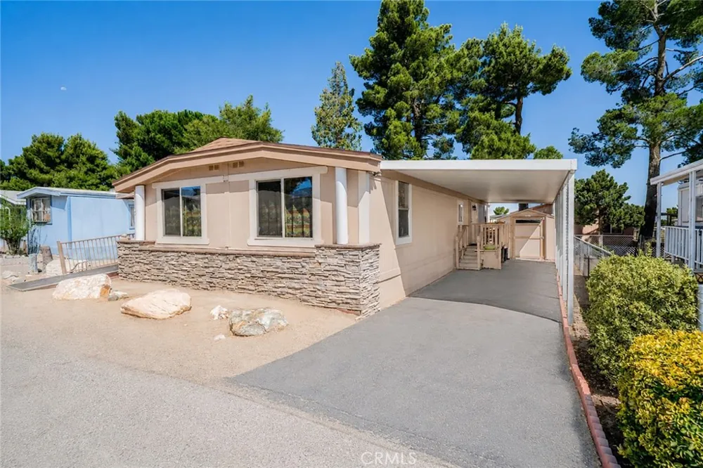 10200 Johnson #36 Phelan, CA 92371