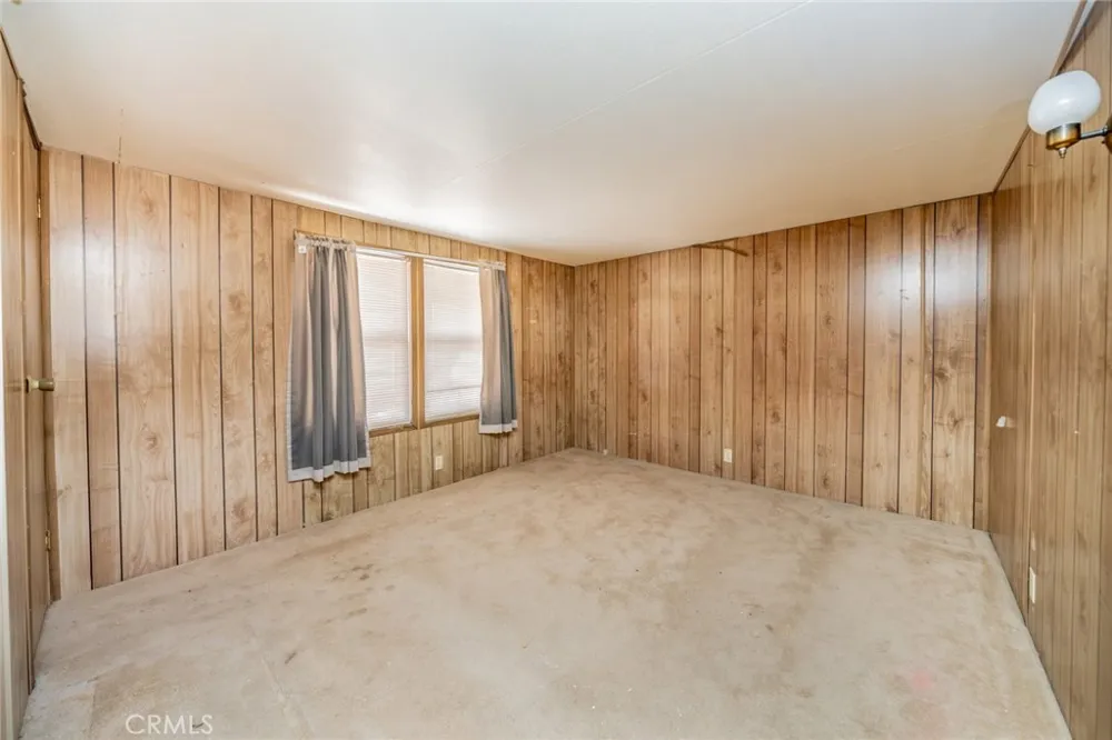 10200 Johnson #36 Phelan, CA 92371