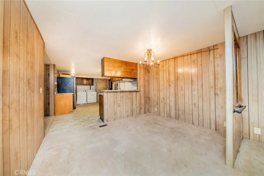 10200 Johnson #36 Phelan, CA 92371