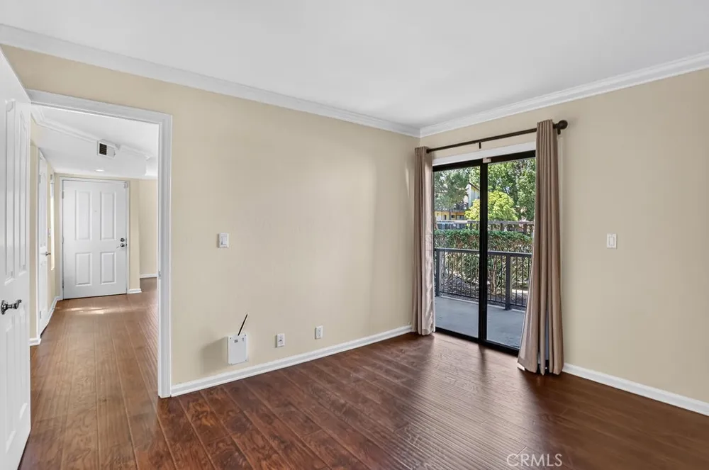 25661 Indian Hill #F Laguna Hills, CA 92653
