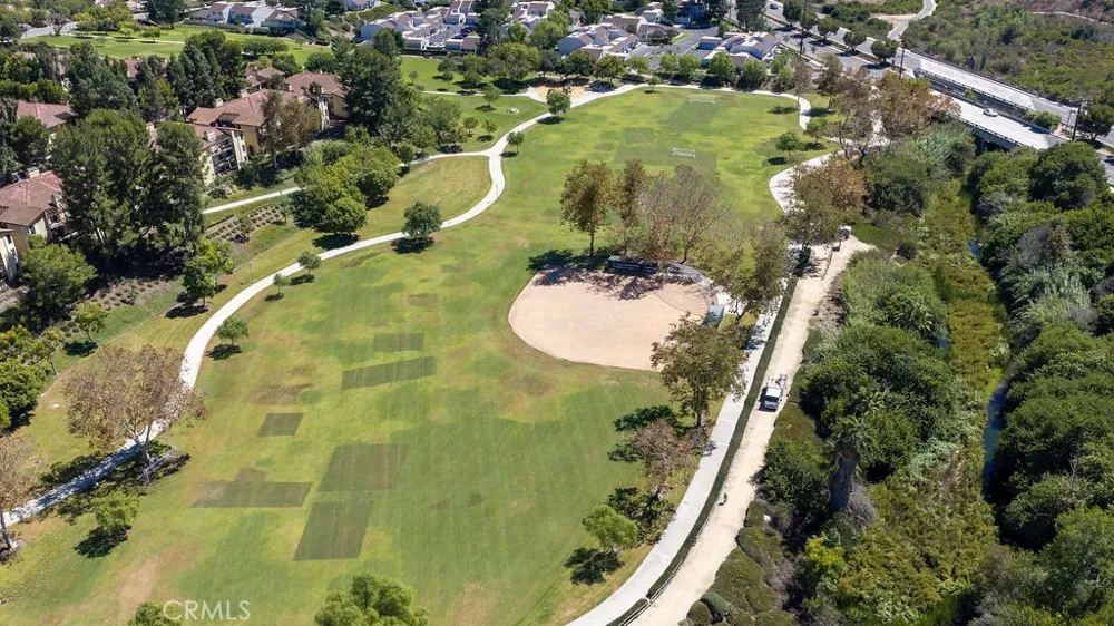 25661 Indian Hill #F Laguna Hills, CA 92653