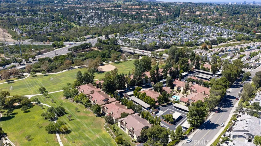 25661 Indian Hill #F Laguna Hills, CA 92653