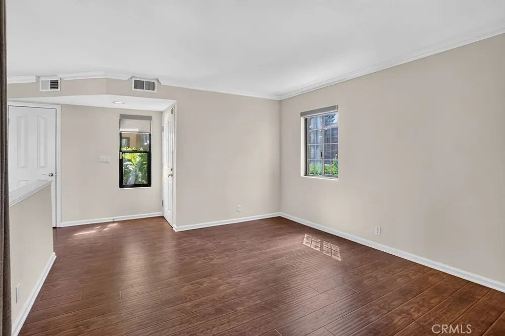 25661 Indian Hill #F Laguna Hills, CA 92653