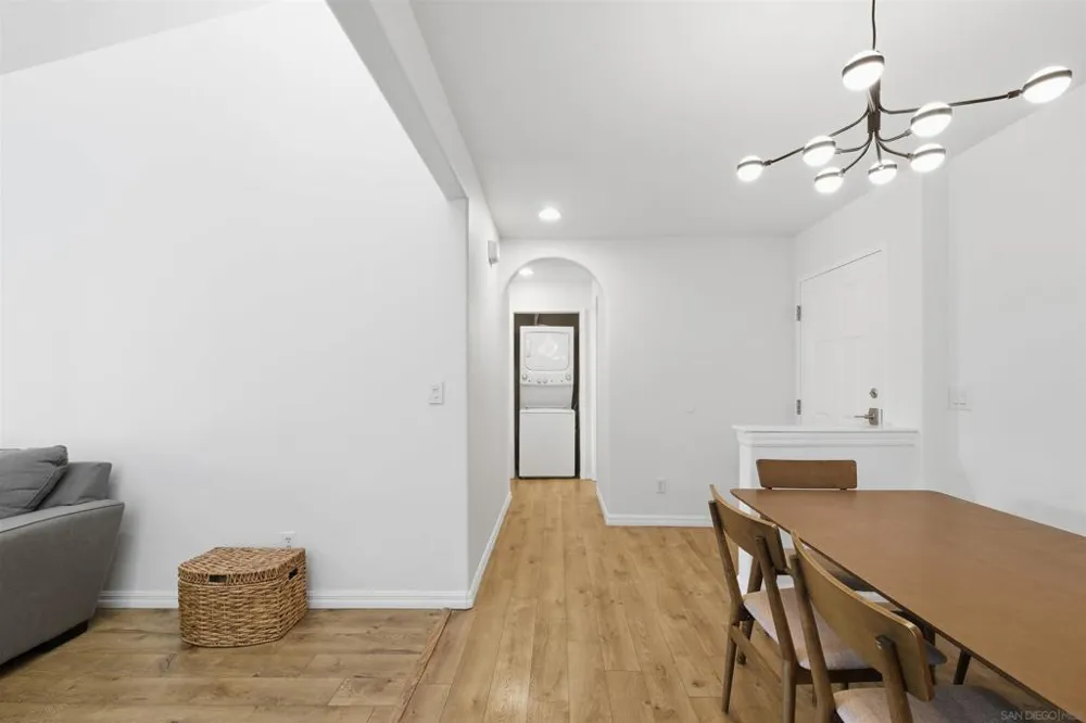 5055 Collwood #320 San Diego, CA 92115