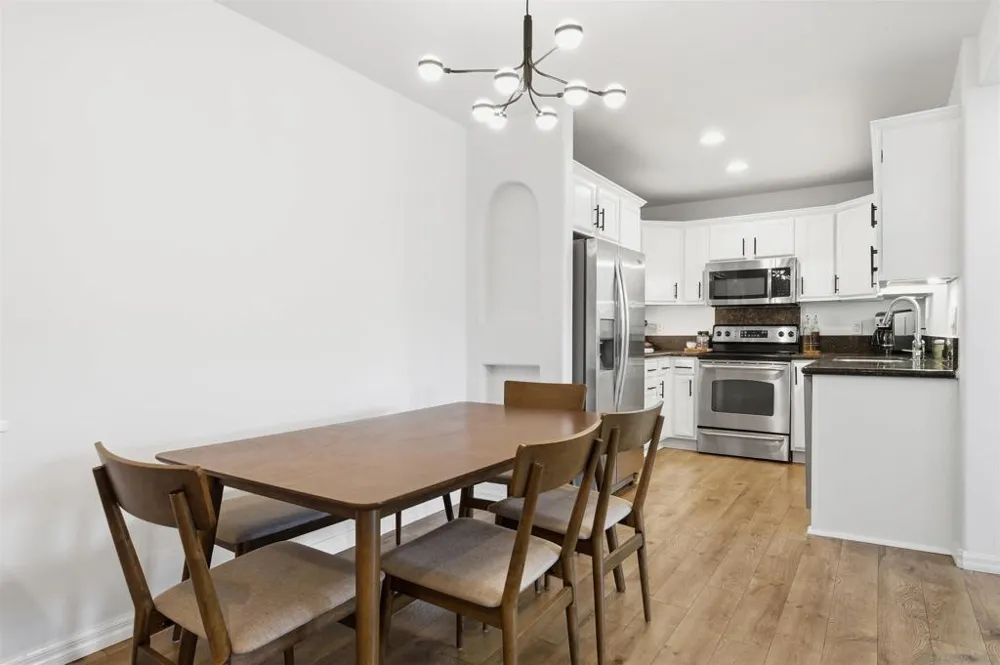 5055 Collwood #320 San Diego, CA 92115